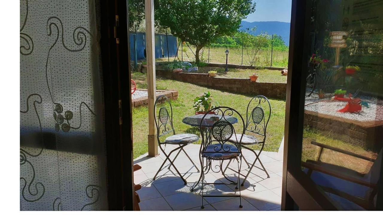 B&B Il Pizzagiallo Massa Martana Buitenkant foto