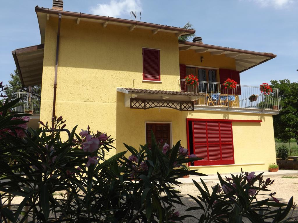 B&B Il Pizzagiallo Massa Martana Buitenkant foto