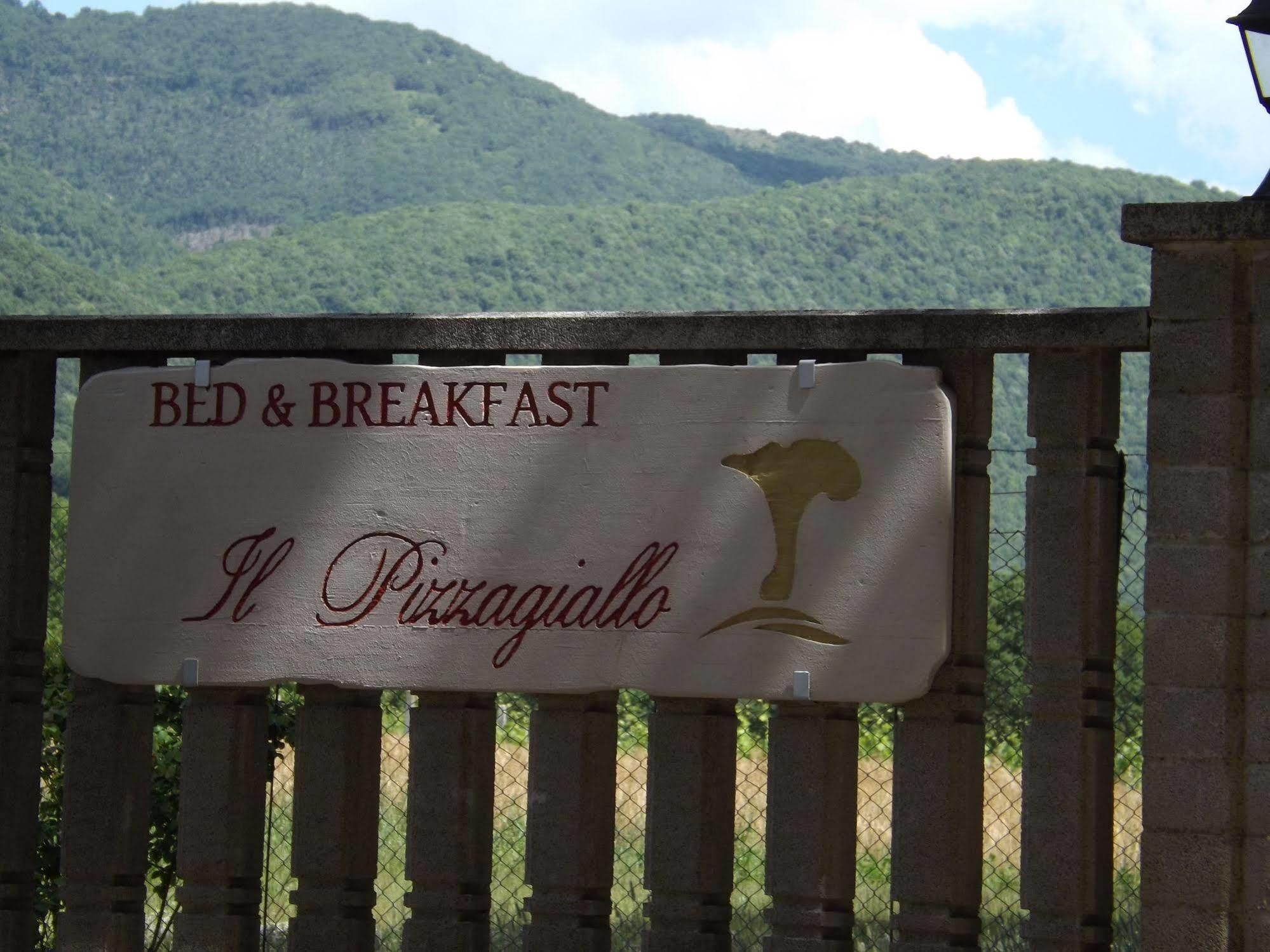 B&B Il Pizzagiallo Massa Martana Buitenkant foto